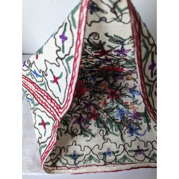 Vintage Heavily Embroidered Tea Pot Cozy Floral Thickly Padded Liner Hand Made - Picture 3 of 11